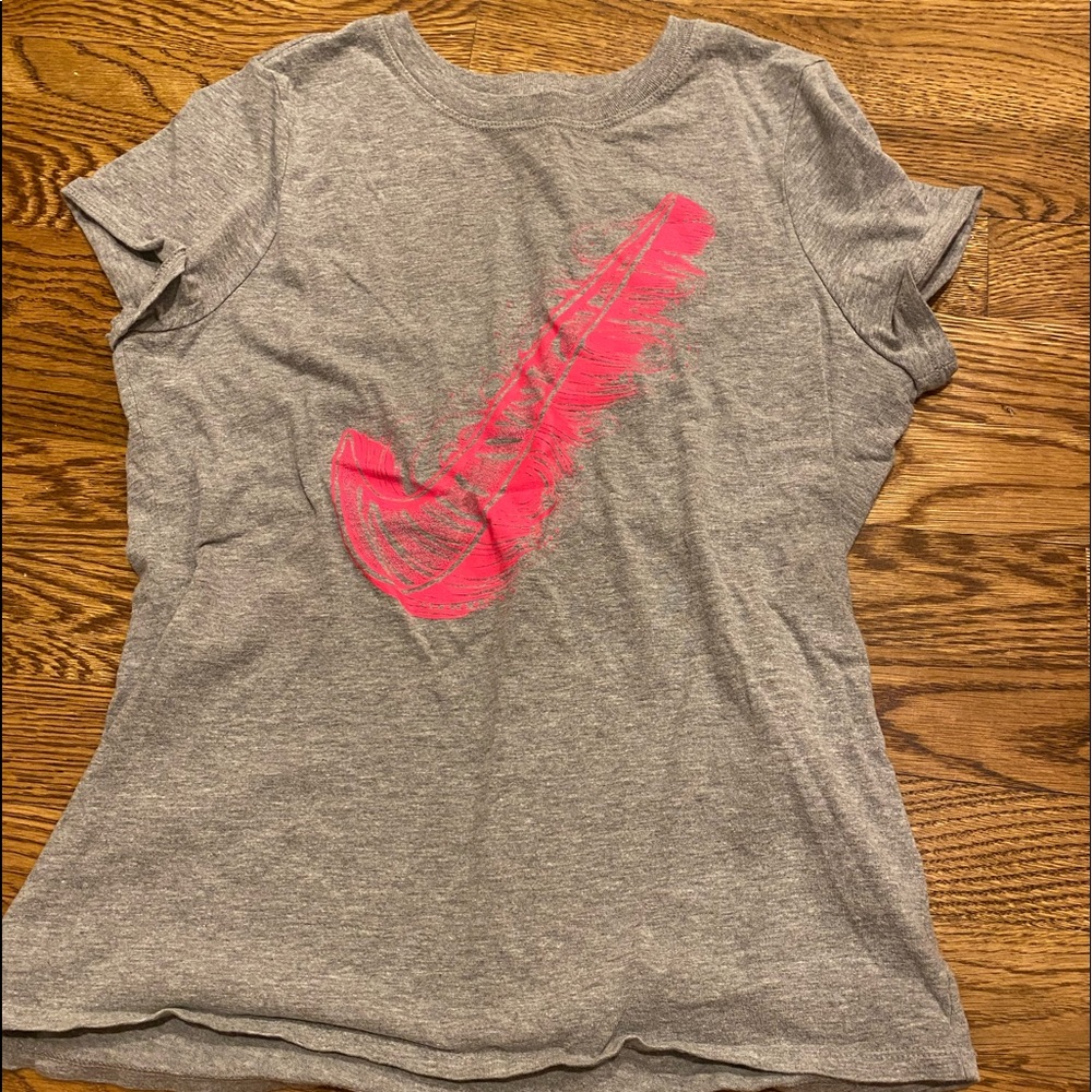 Nike tee!